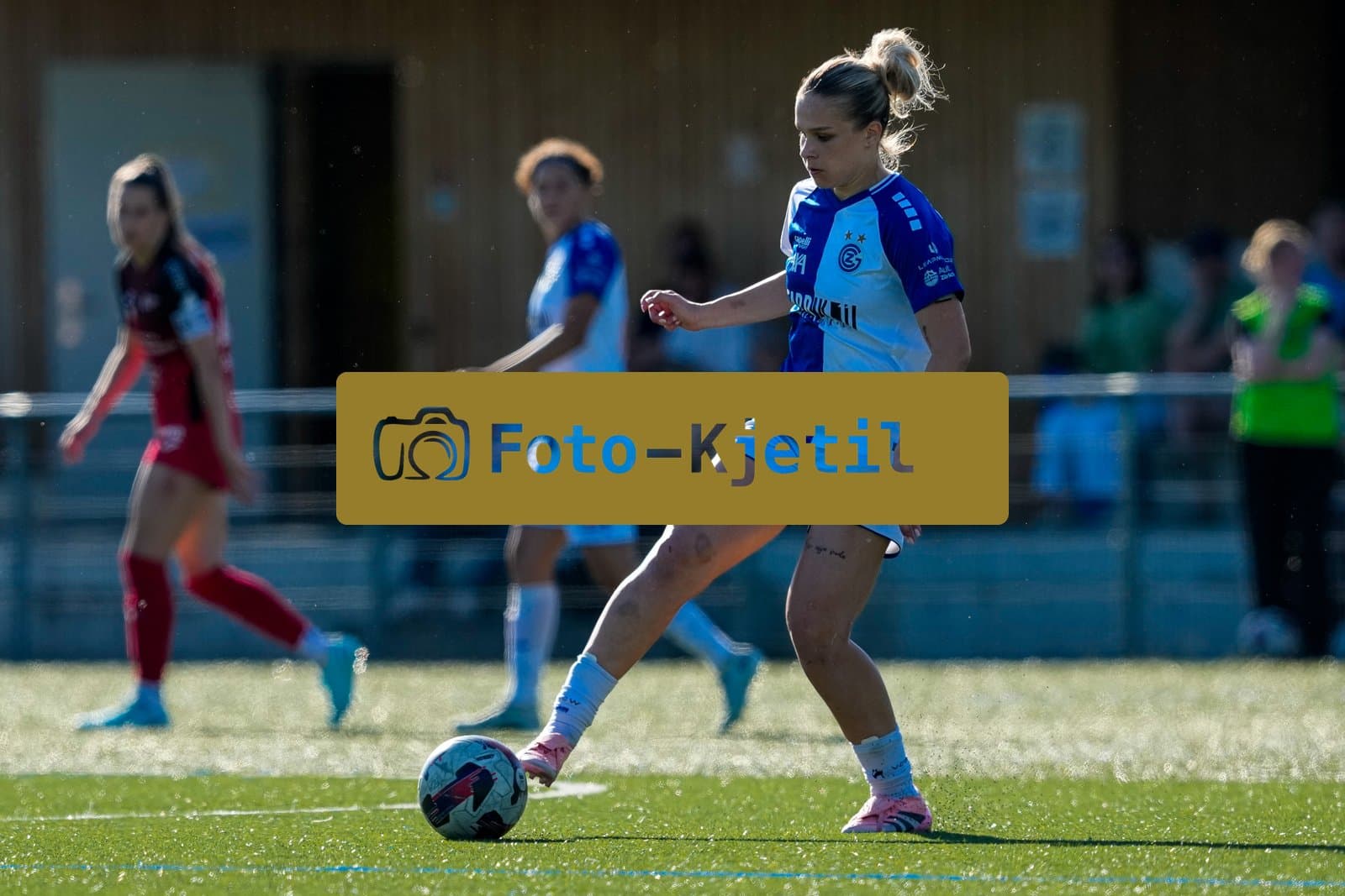 Schweiz: AXA Women's Super League 2025/26, FC Aarau Frauen vs GC Frauenfussball - Sportanlage Schachen, Aarau: Ella Ljustina (8 Grasshoppers)