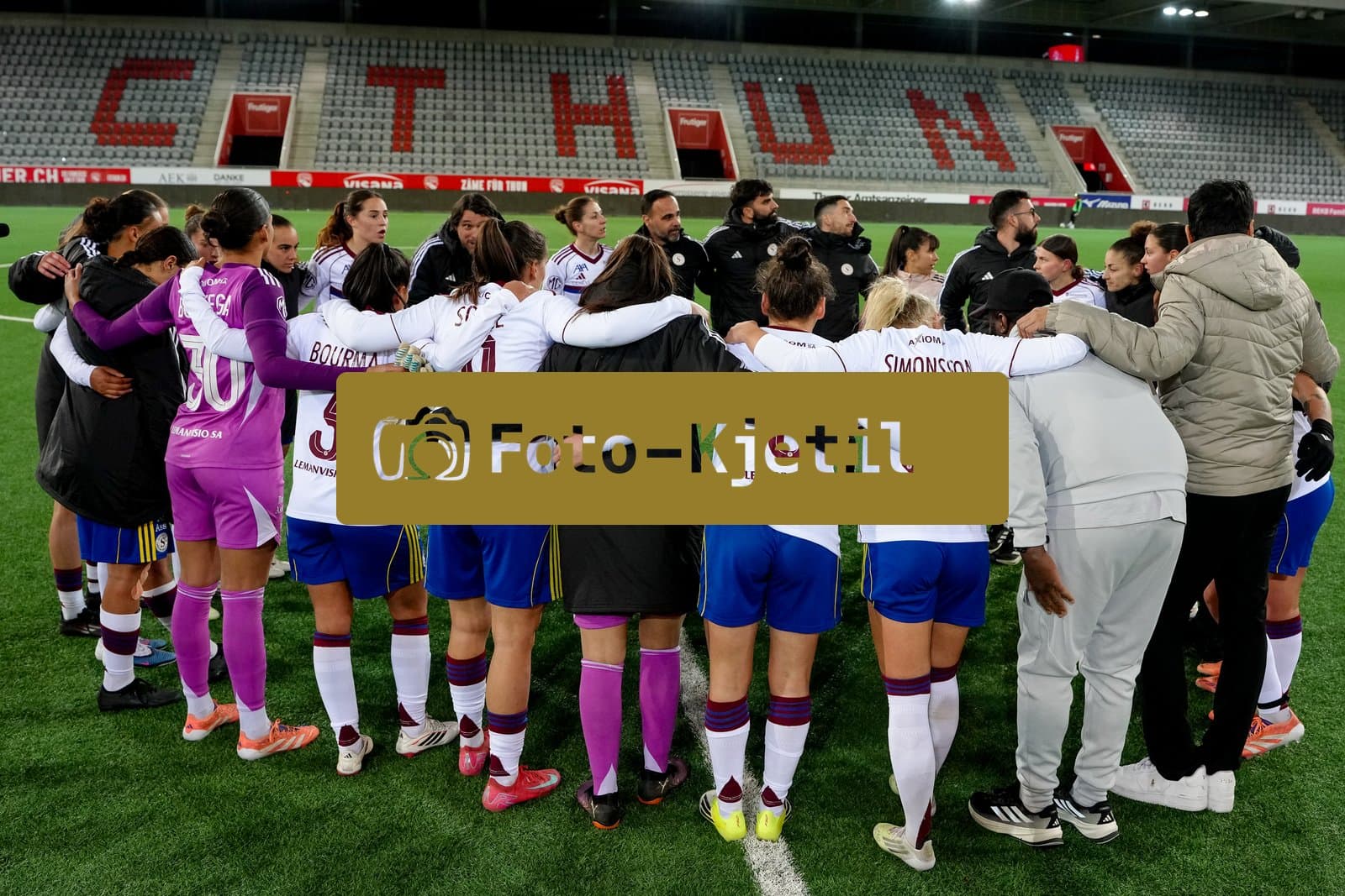 Schweiz: AXA Women's Super League 2025/26, FC Thun vs Servette FC Chenois Feminin - Stockhorn Arena, Thun: