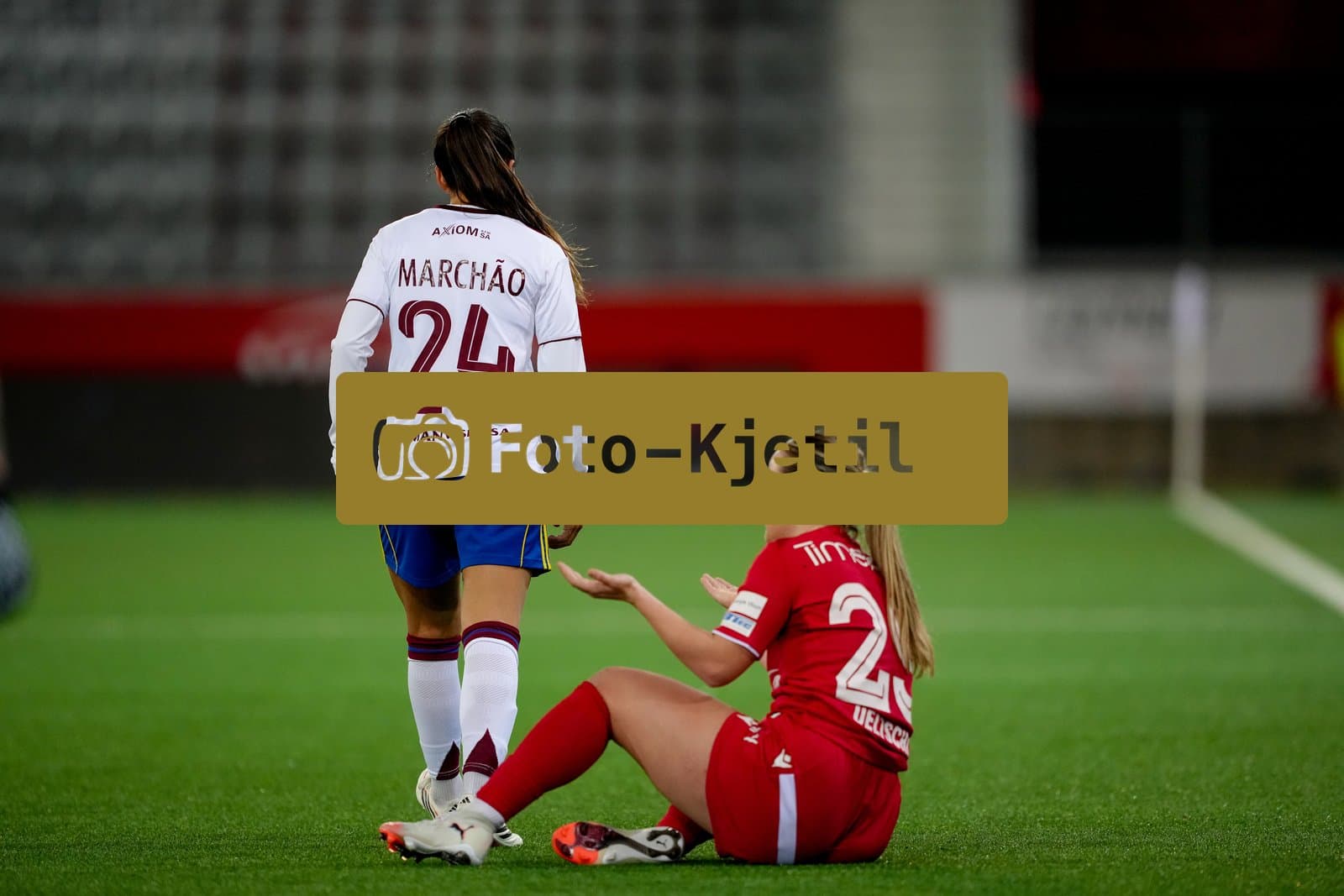 Schweiz: AXA Women's Super League 2025/26, FC Thun vs Servette FC Chenois Feminin - Stockhorn Arena, Thun: