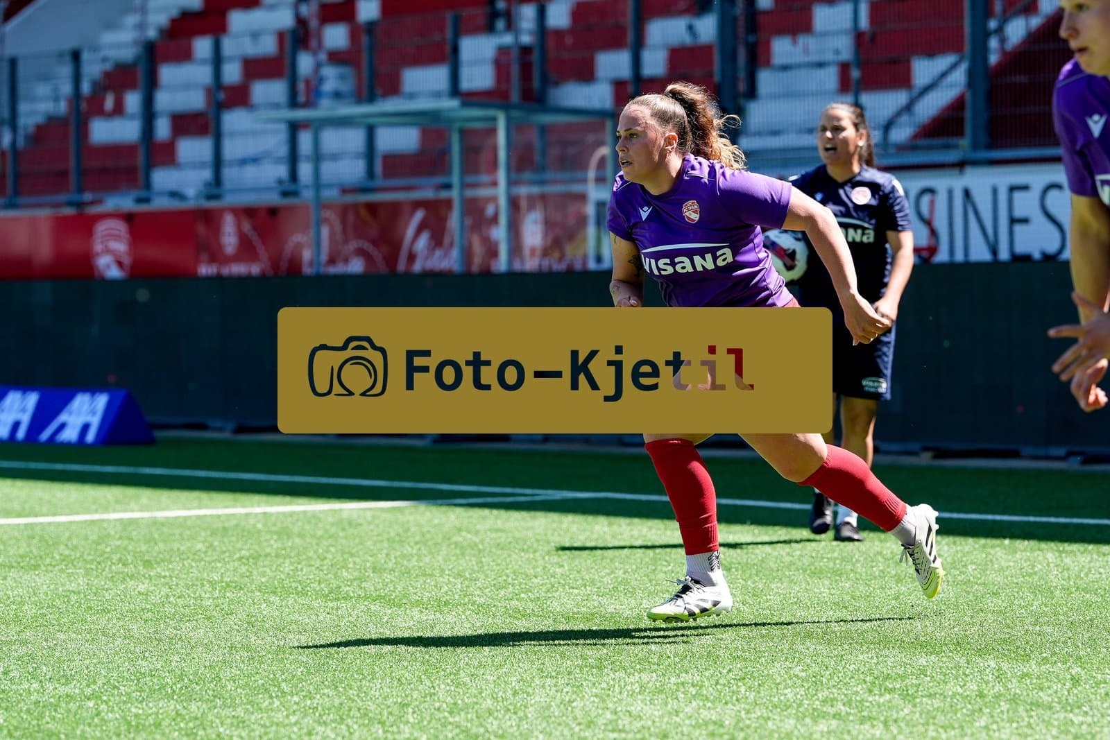 Schweiz: AXA Women's Super League 2025/26, FC Thun vs Yverdon Sport FC - Stadion Lachen, Thun: Alana Burkhart (22 Thun)
