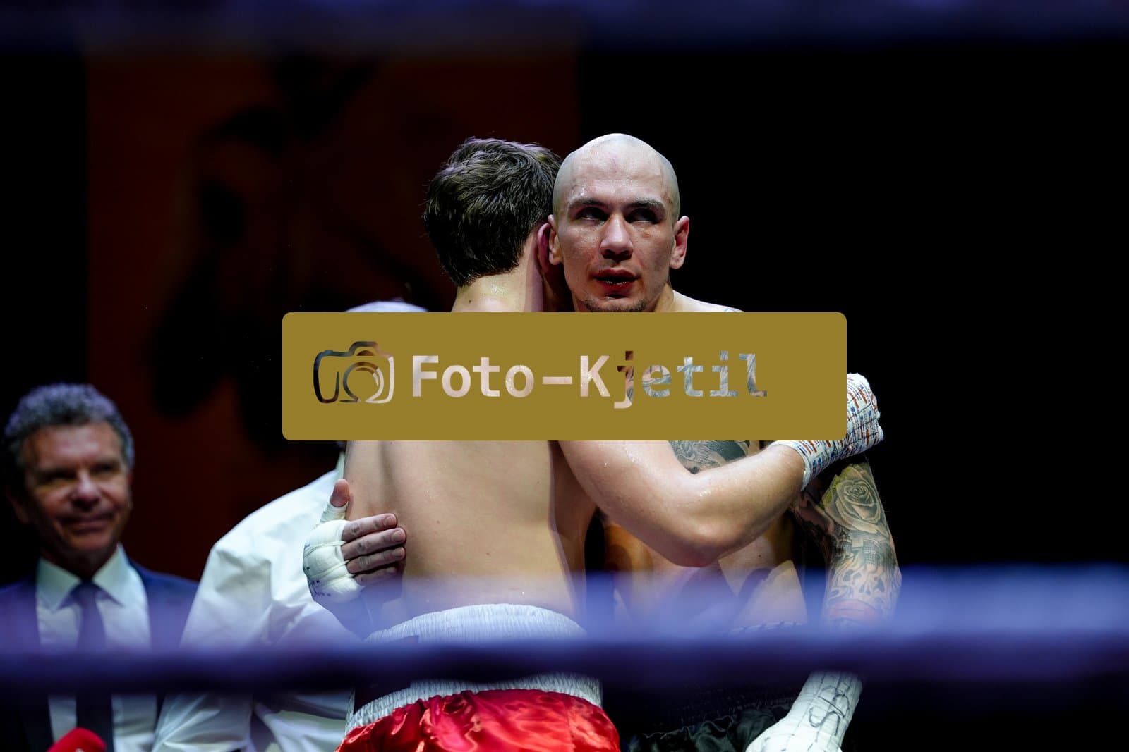 Schweiz: Boxen statt Theater 2026 - Stadttheater, Bern: Felix Meier (Schweiz) gewinnt gegen Rami El Jahiri (Finnland)
