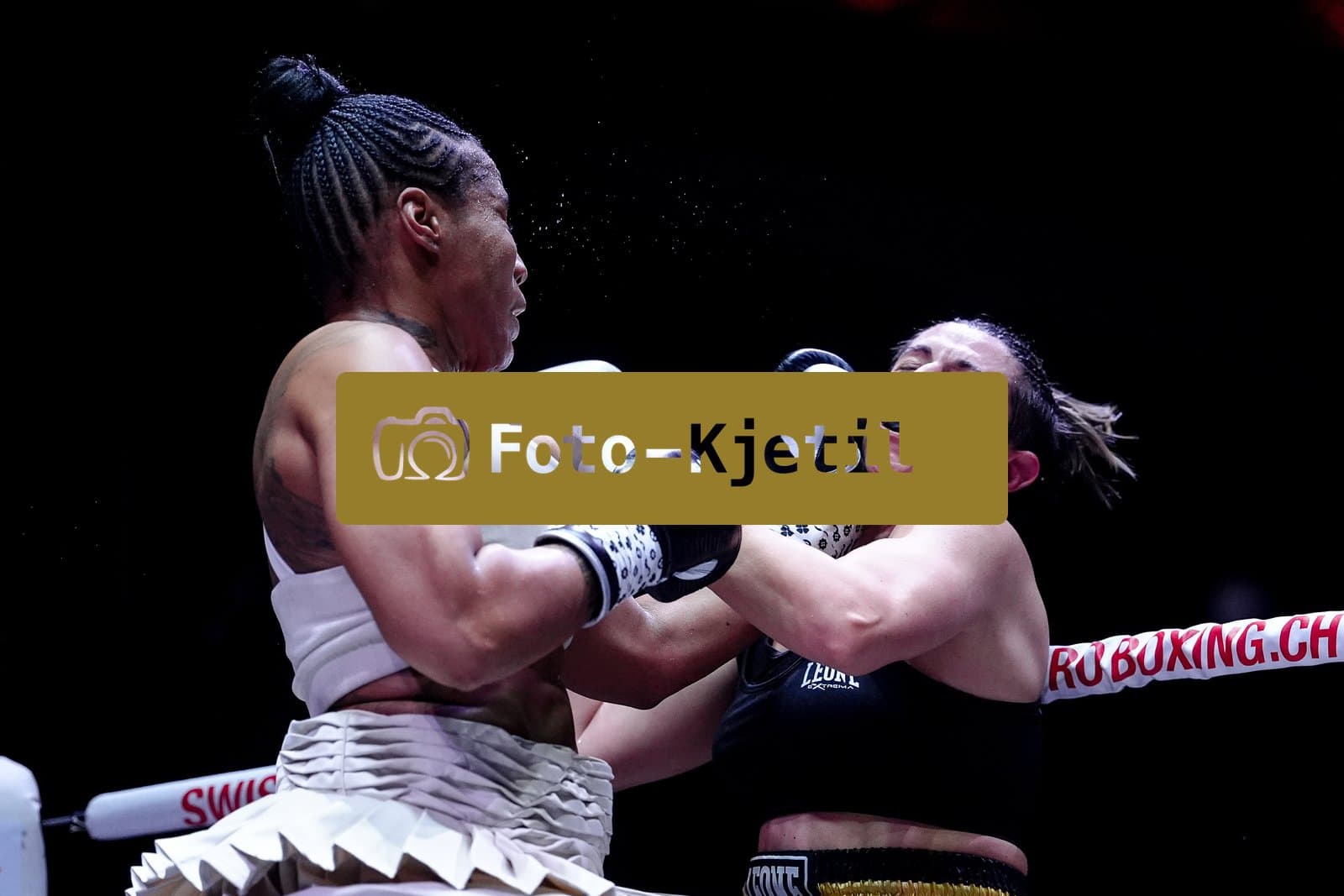 Schweiz: Boxen statt Theater 2026 - Stadttheater, Bern: Zarah Fairn (Frankreich) vs Cristina Mazzotta (Italien)