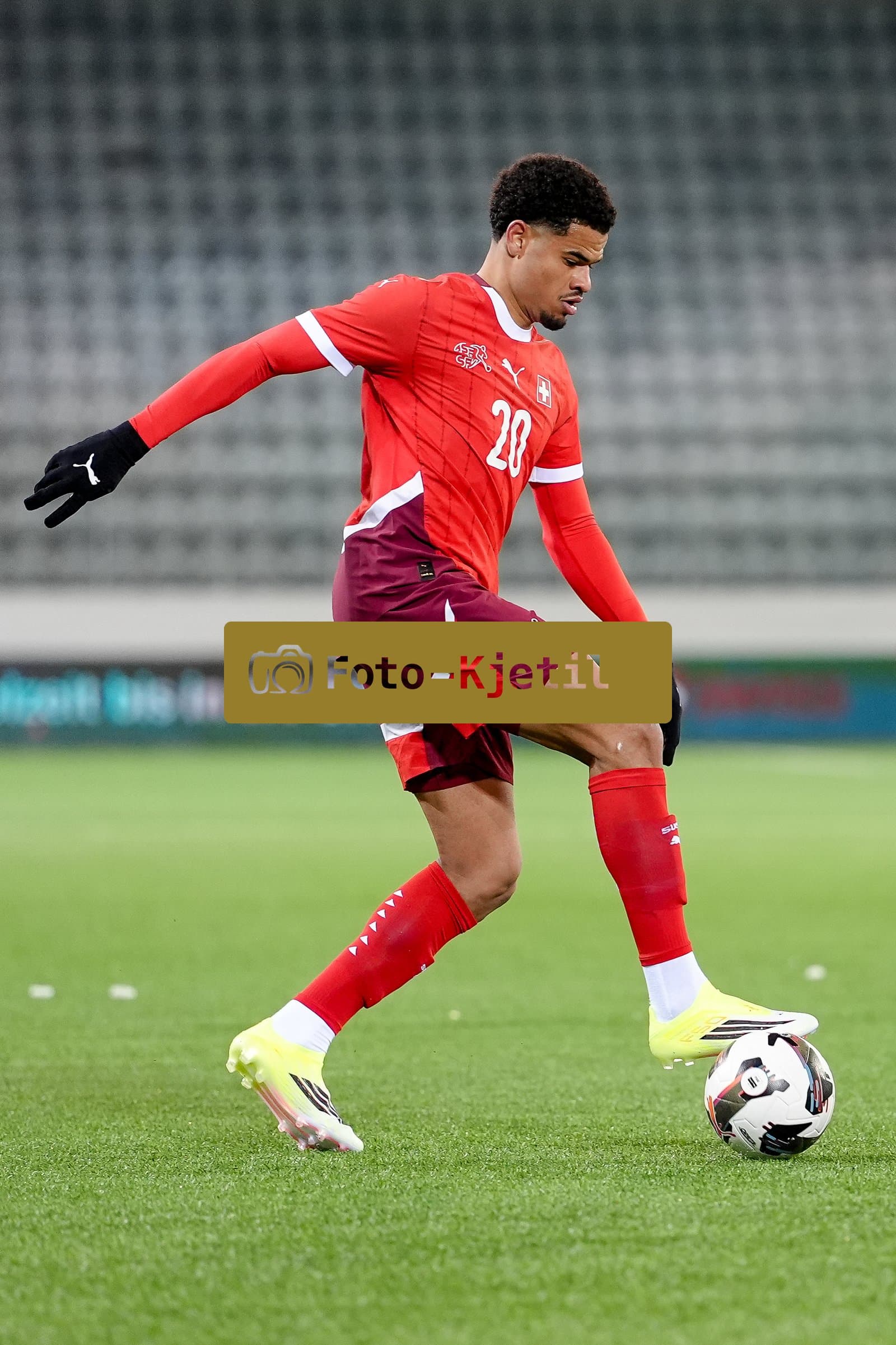 Schweiz: EM-Qualifikation U21 2026, Schweiz vs Färöer-Inseln - Stockhorn Arena, Thun: Zachary Athekame (20 Men Switzerland)