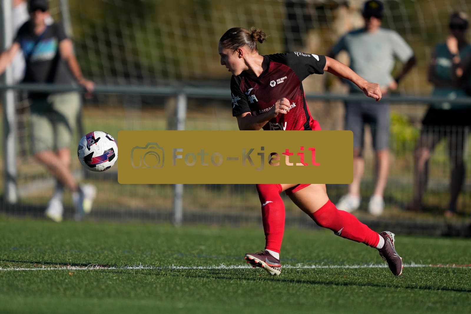 Schweiz: AXA Women's Super League 2026/2027, FC Aarau Frauen vs GC Frauenfussball - Sportanlage Schachen, Aarau: Rebecca Anne Storr (15 FC Aarau)