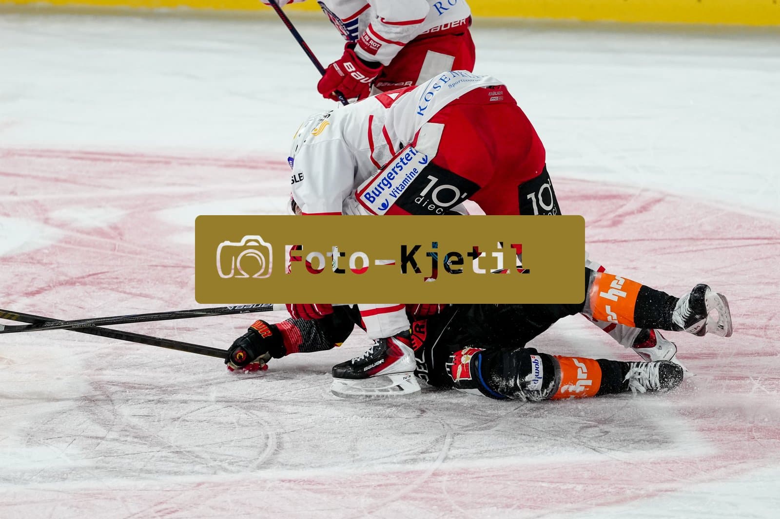 Schweiz: National League Play-In Runde 2, Spiel 1 2025/26, SC Bern vs SC Rapperswil-Jona Lakers - PostFinance Arena, Bern: