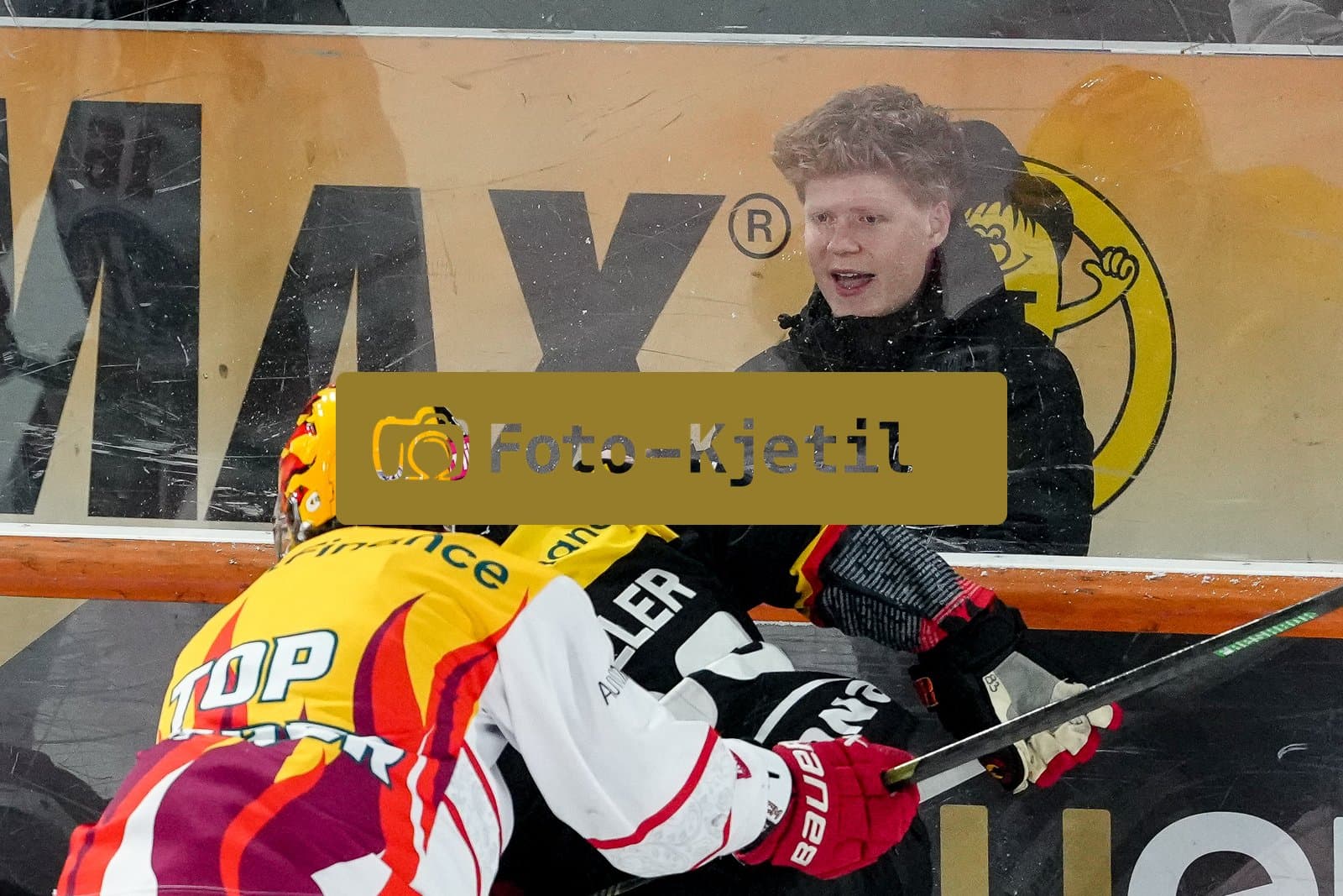 Schweiz: National League Play-In Runde 2, Spiel 1 2025/26, SC Bern vs SC Rapperswil-Jona Lakers - PostFinance Arena, Bern: