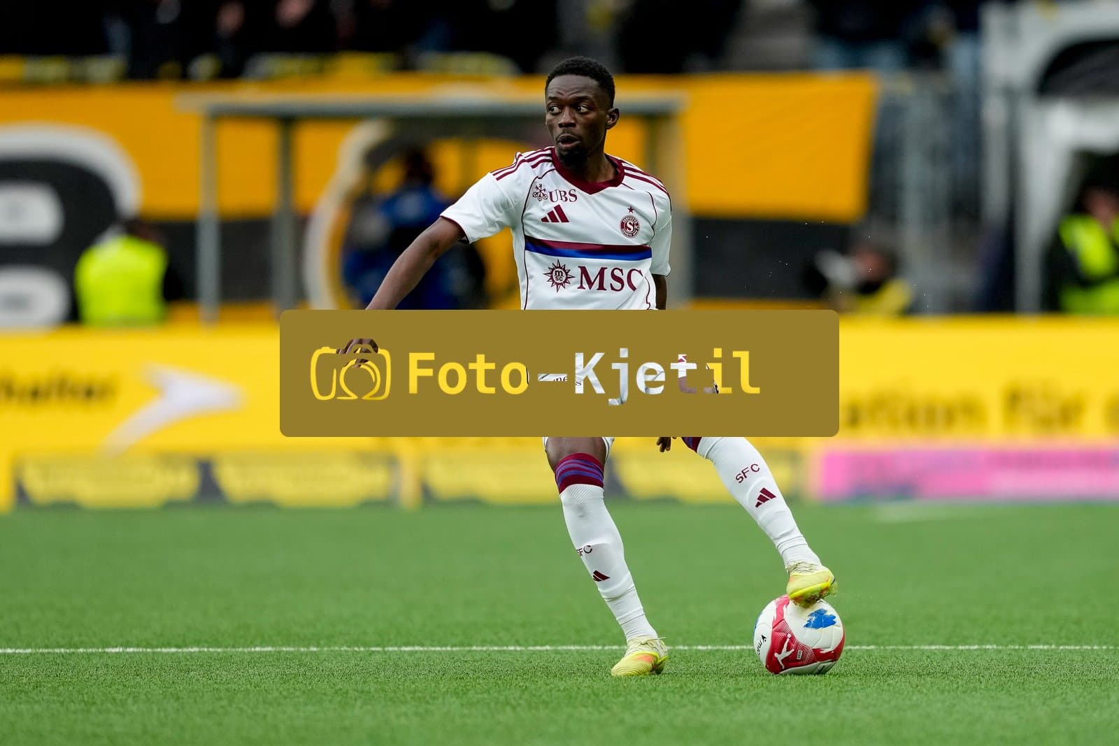 Schweiz: Super League 2025/26, BSC Young Boys vs Servette FC - Stadion Wankdorf, Bern: Bradley Mazikou (18 SFC)