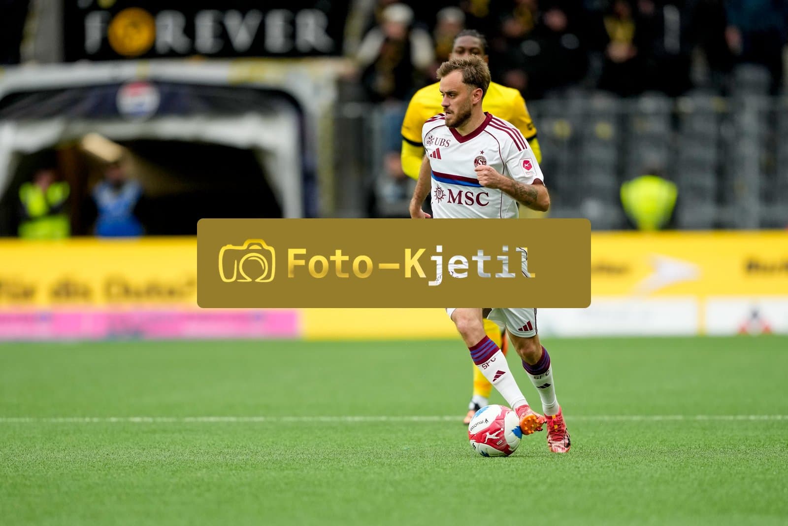 Schweiz: Super League 2025/26, BSC Young Boys vs Servette FC - Stadion Wankdorf, Bern: Timothe Cognat (8 SFC)