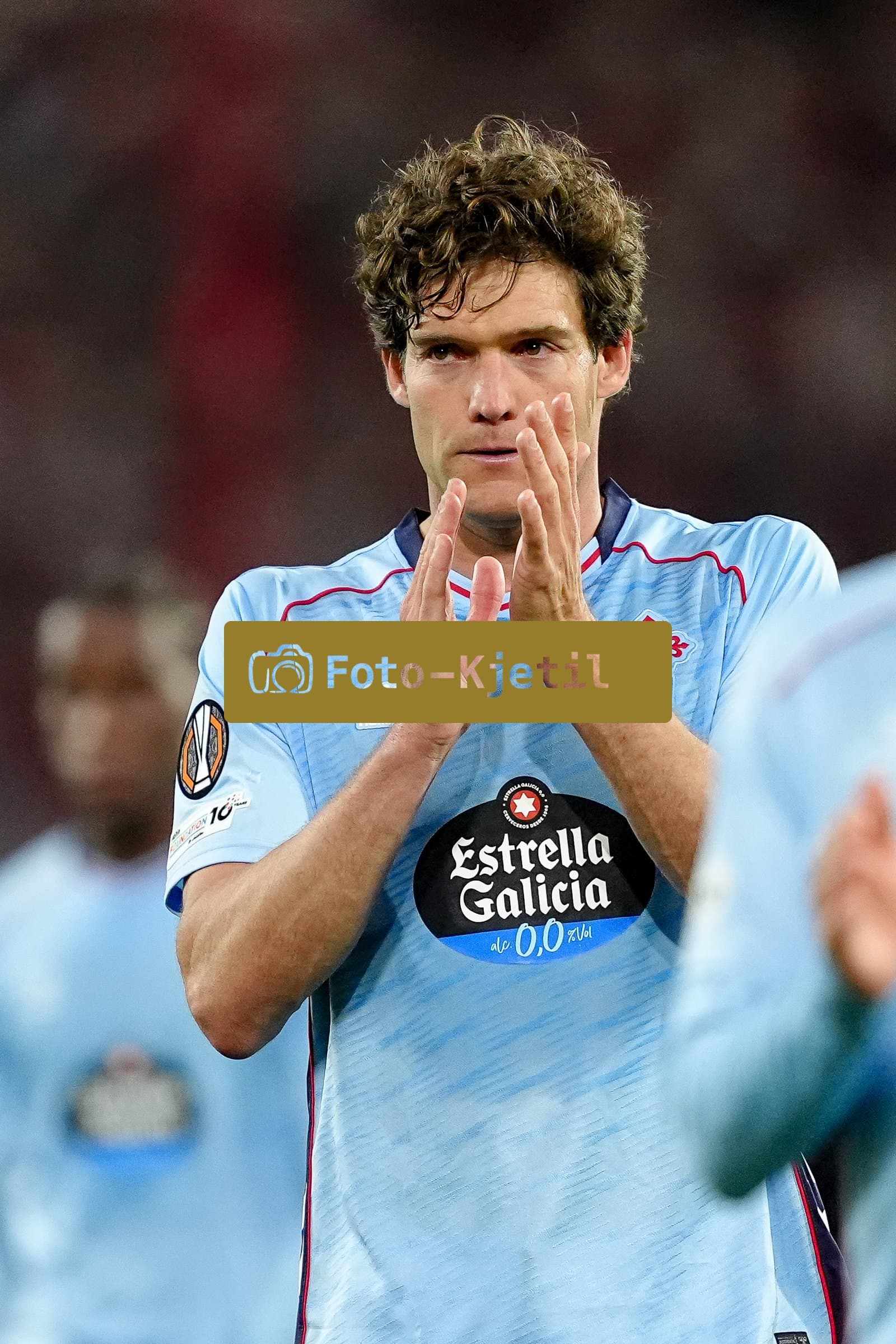 Deutschland: UEFA Europa League Viertelfinale Hinspiel 2025/26, SC Freiburg vs Celta Vigo - Europa-Park-Stadion, Freiburg im Breisgau: Marcos Alonso (20 Celta) enttäuscht nach der Niederlage